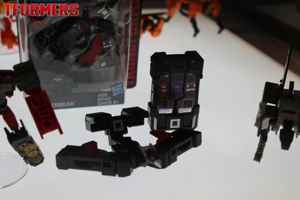 SDCC 2016   Generations Platinum Series And Titans Return Preview Night Display 154 (154 of 157)